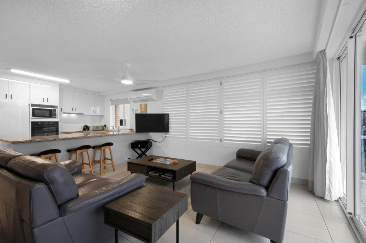 Capeview Apartments - Right On Kings Beach Caloundra Ngoại thất bức ảnh