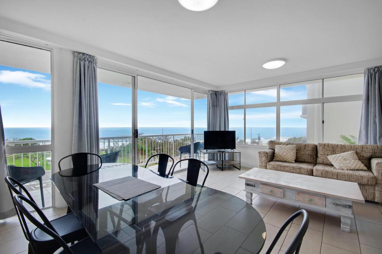 Capeview Apartments - Right On Kings Beach Caloundra Ngoại thất bức ảnh