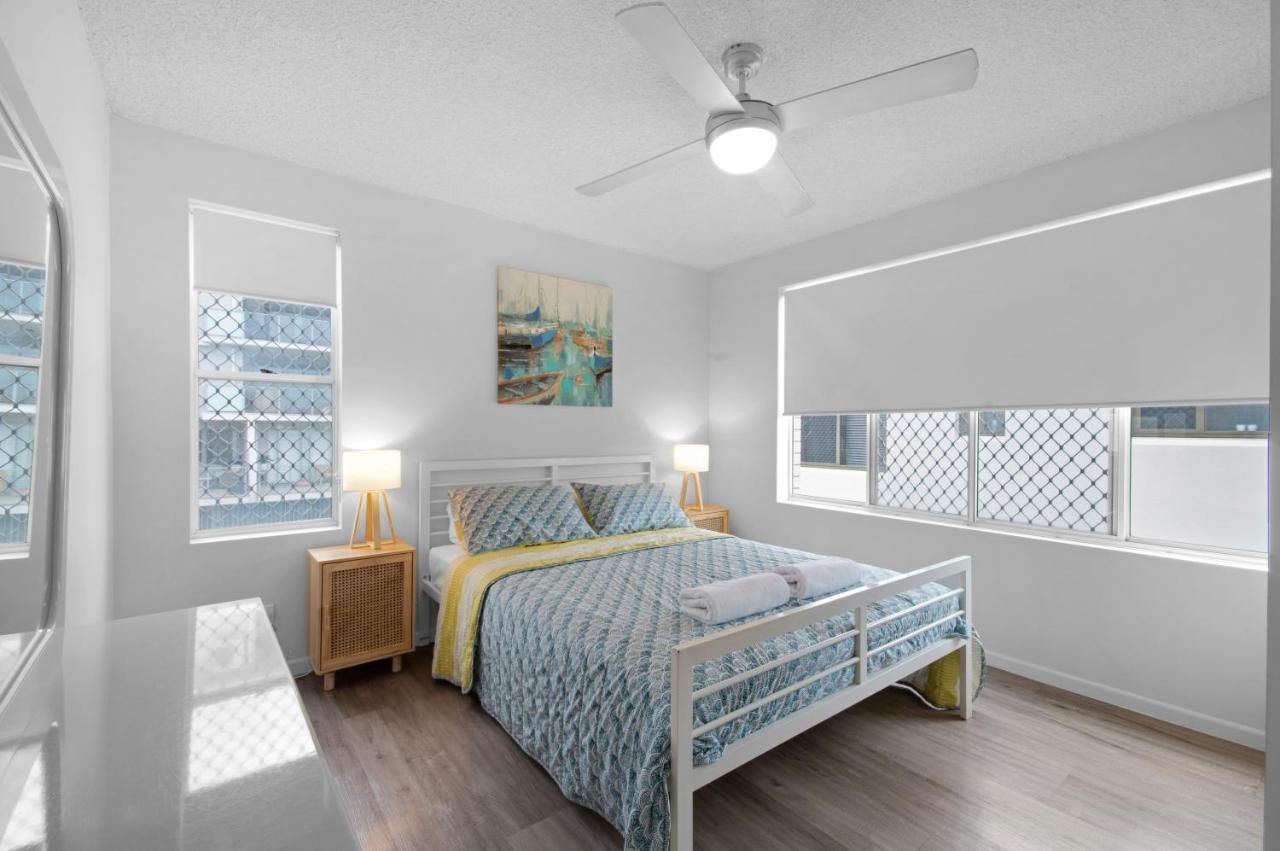 Capeview Apartments - Right On Kings Beach Caloundra Ngoại thất bức ảnh