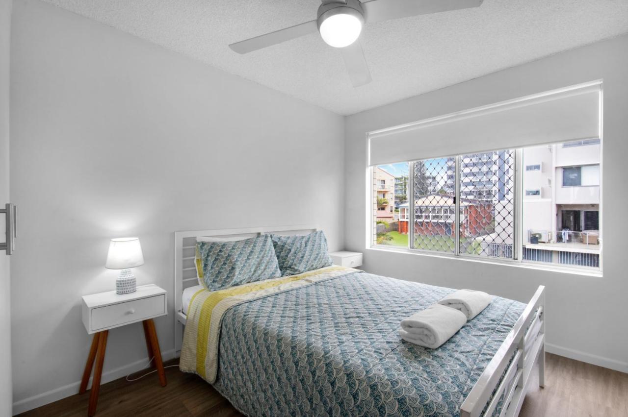 Capeview Apartments - Right On Kings Beach Caloundra Ngoại thất bức ảnh