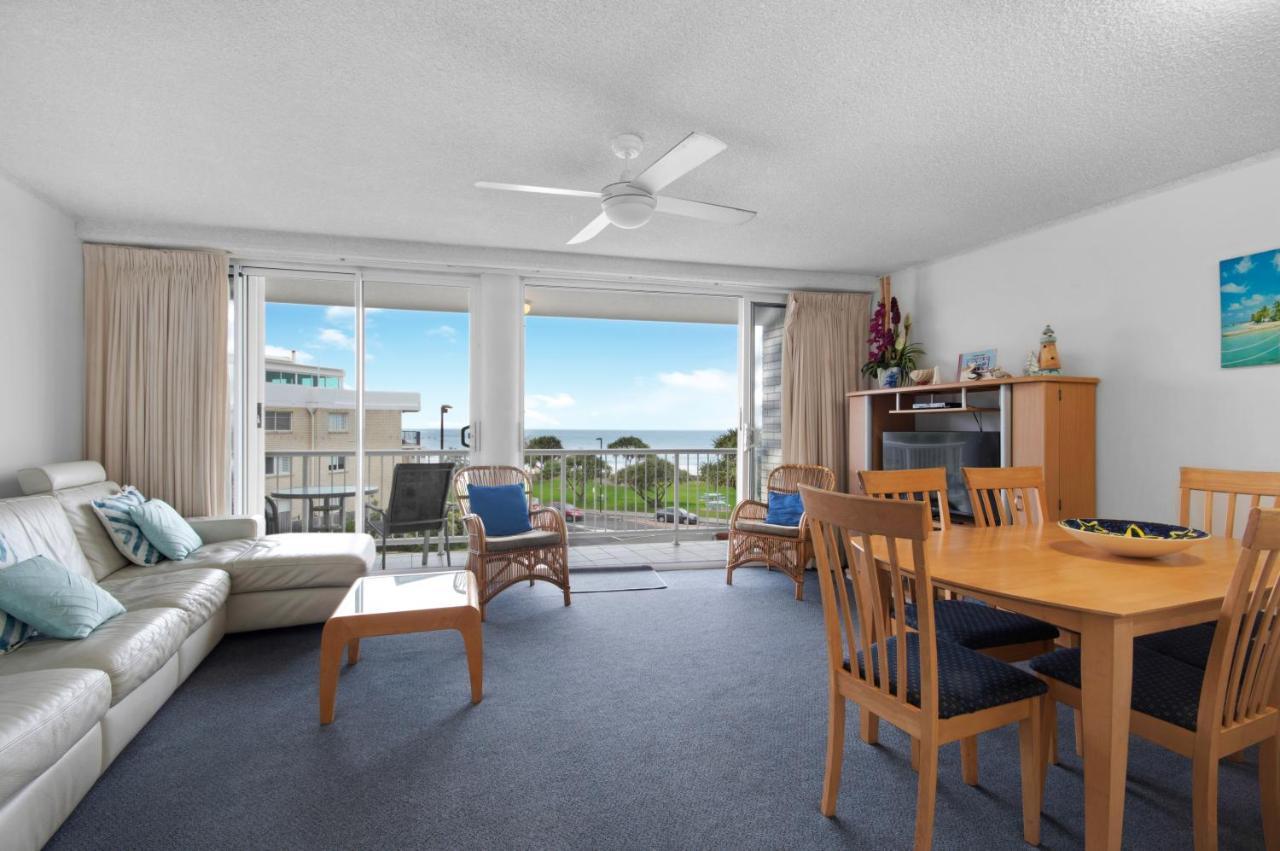 Capeview Apartments - Right On Kings Beach Caloundra Ngoại thất bức ảnh