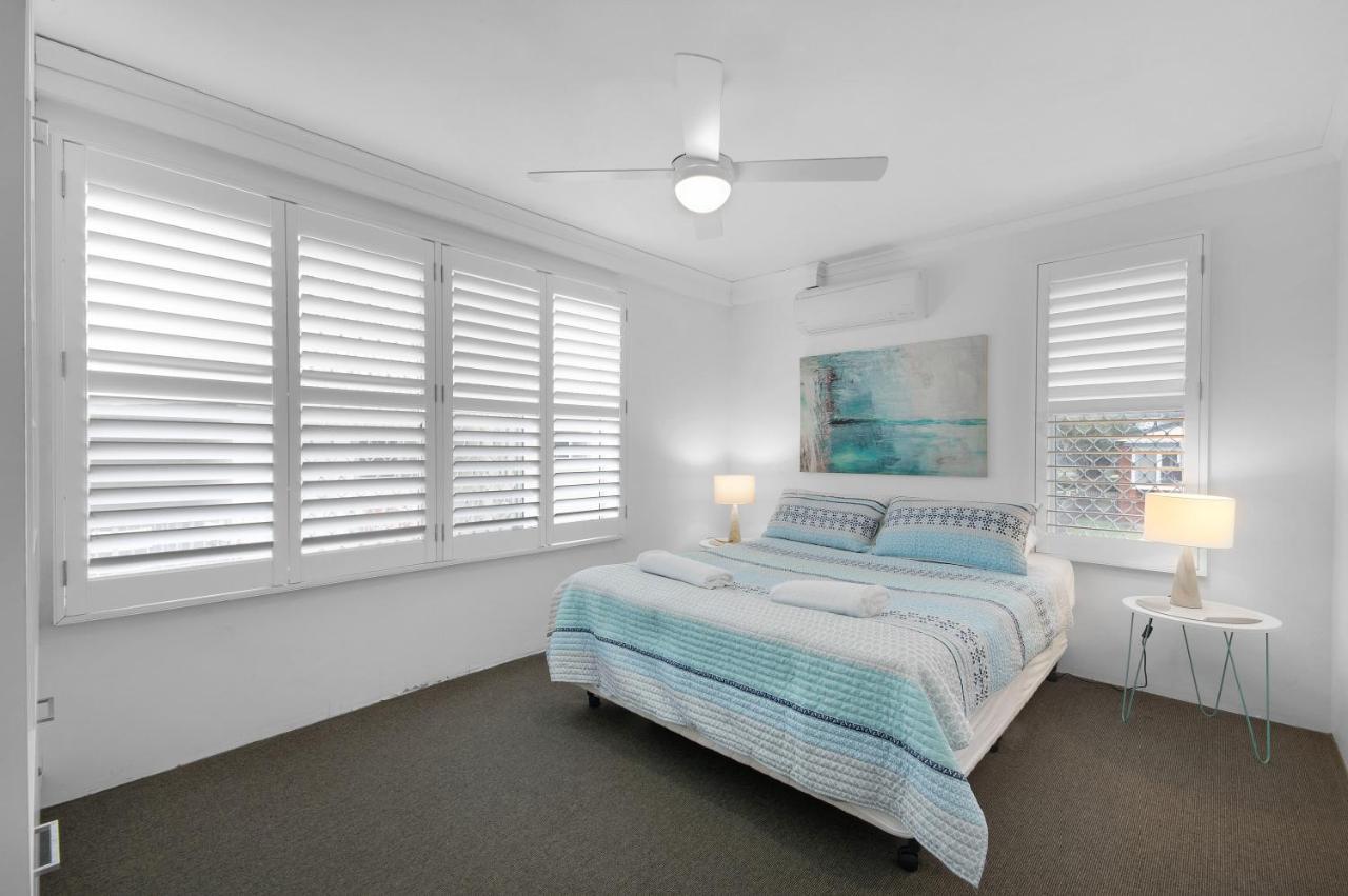 Capeview Apartments - Right On Kings Beach Caloundra Ngoại thất bức ảnh