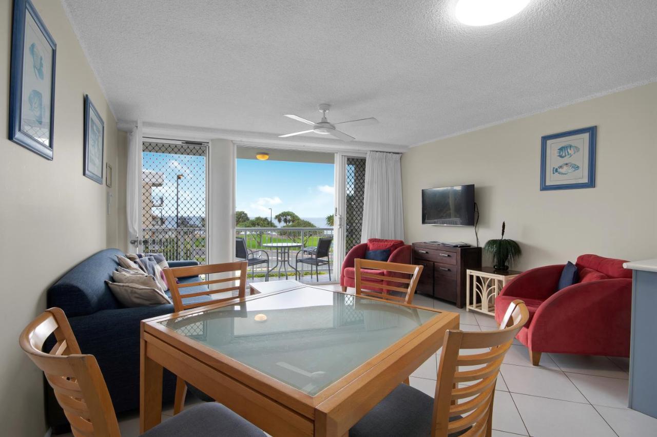 Capeview Apartments - Right On Kings Beach Caloundra Ngoại thất bức ảnh