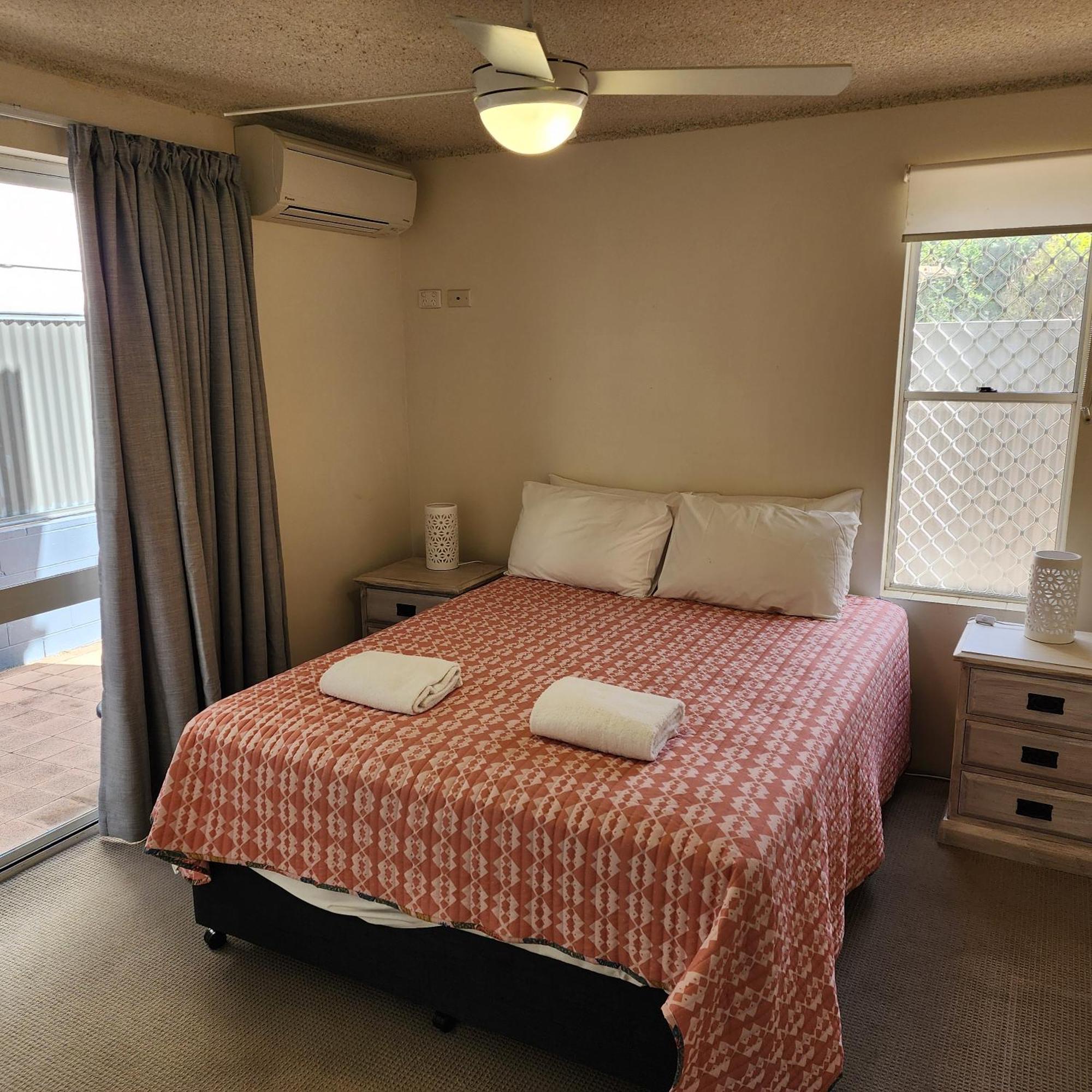 Capeview Apartments - Right On Kings Beach Caloundra Ngoại thất bức ảnh