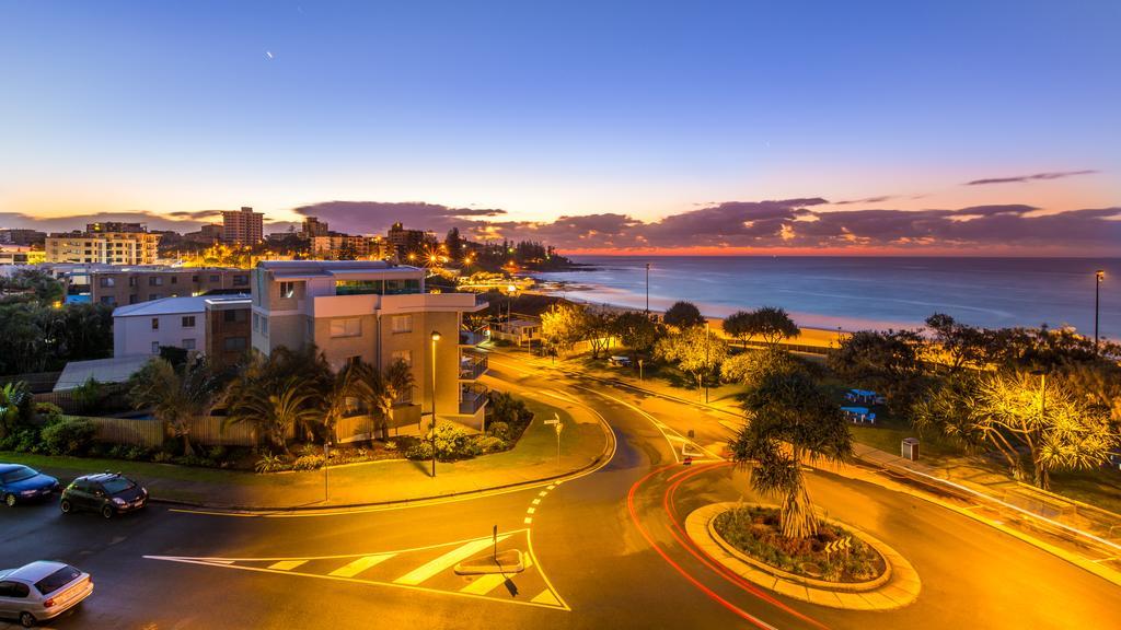Capeview Apartments - Right On Kings Beach Caloundra Ngoại thất bức ảnh